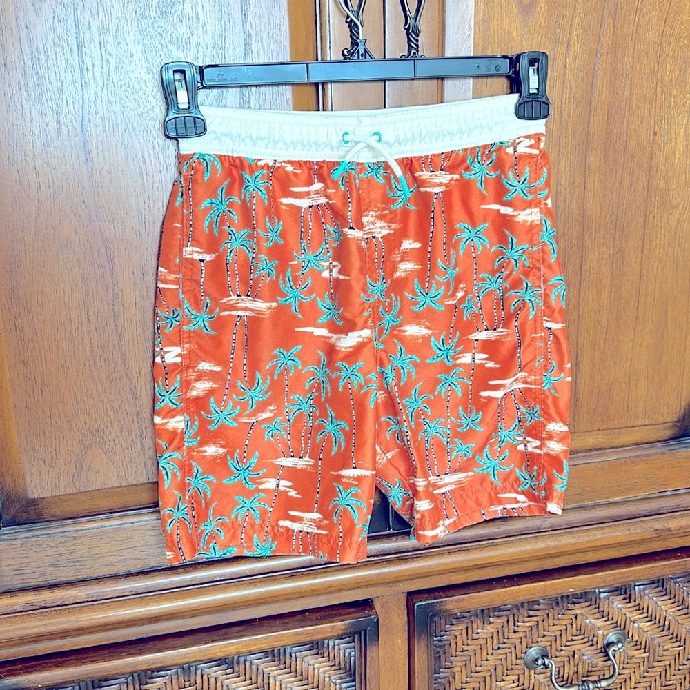Cat & Jack swim trunk size large (12/14)